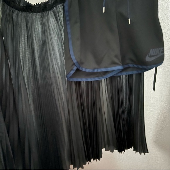 NIKE x SACAI sz XXS Black Pleated Skirt Overlay w/ Elastic Waist Shorts  2015 - Picture 7 of 10